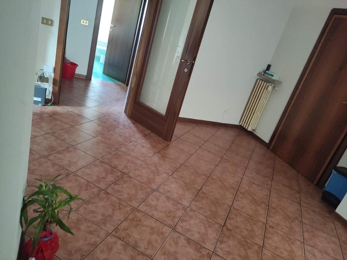 简约单人房间simple Single Room Mestre Exterior photo