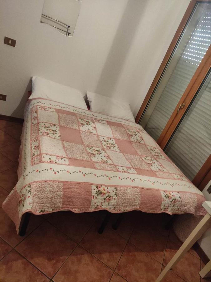 简约单人房间simple Single Room Mestre Exterior photo